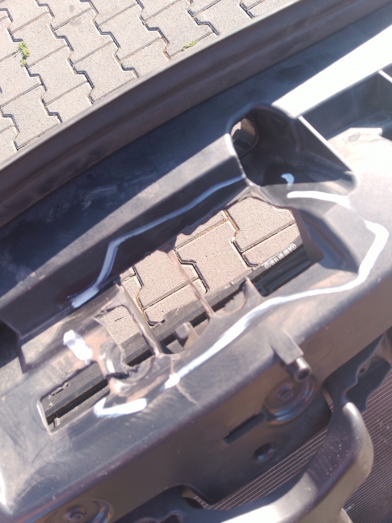 [MTD-532973] Conjunto de radiador y parrilla delantera Mercedes Sprinter W907 2024 2.0 315 CDI A0009890606
