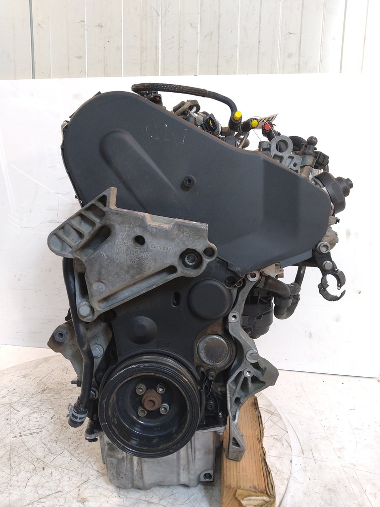 [MTD-532834] Motor VW Golf 2014 2.0 TDi BlueMotion CRB CRBC 04L100090A