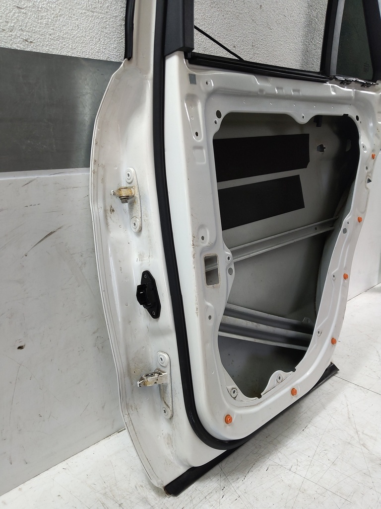 [MTD-532264] Puerta trasera derecha Mercedes-Benz M-Class 2012 799 white