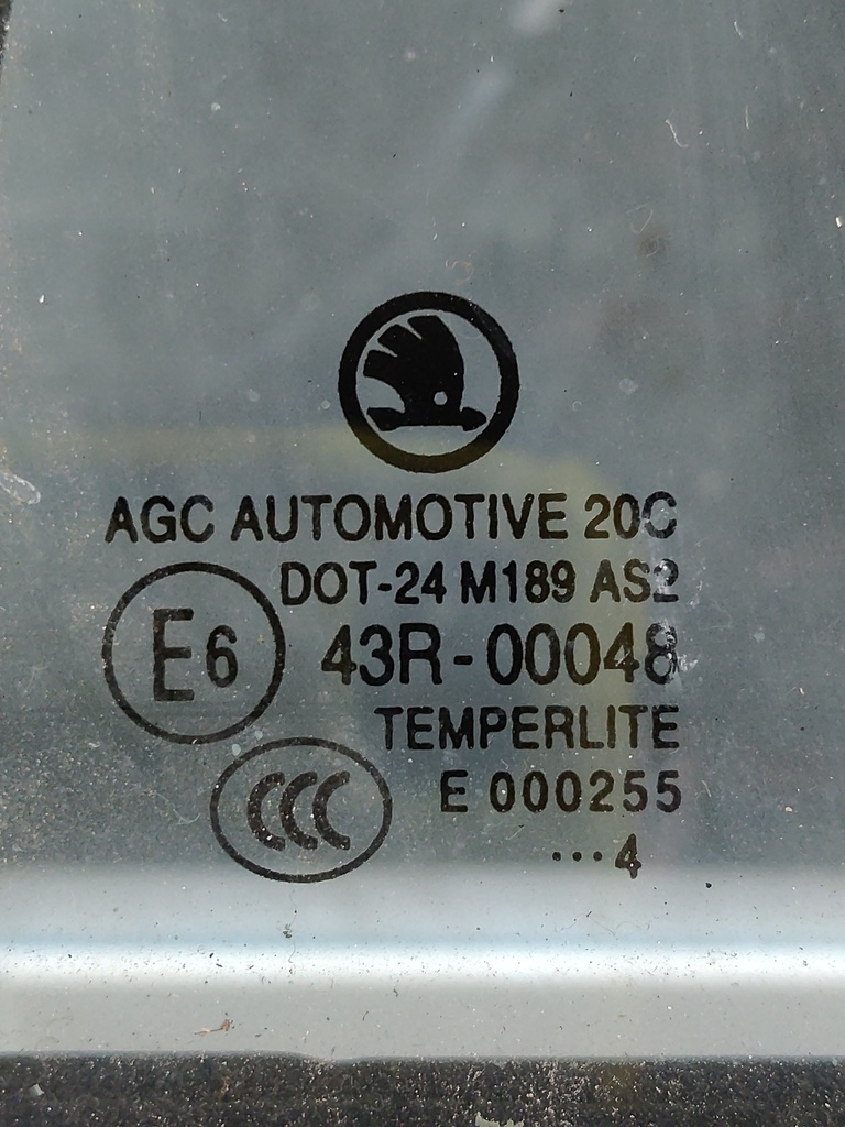 [MTD-533837] Puerta trasera Skoda Octavia III 5E5 2016 CRMB CRM 2.0 TDI