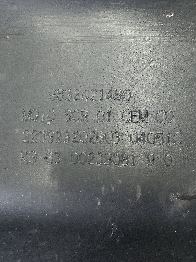 [MTD-532740] Depósito de AdBlue Citroën Berlingo 2022 YHT DV5RCF 1.5 HDI 75 kW