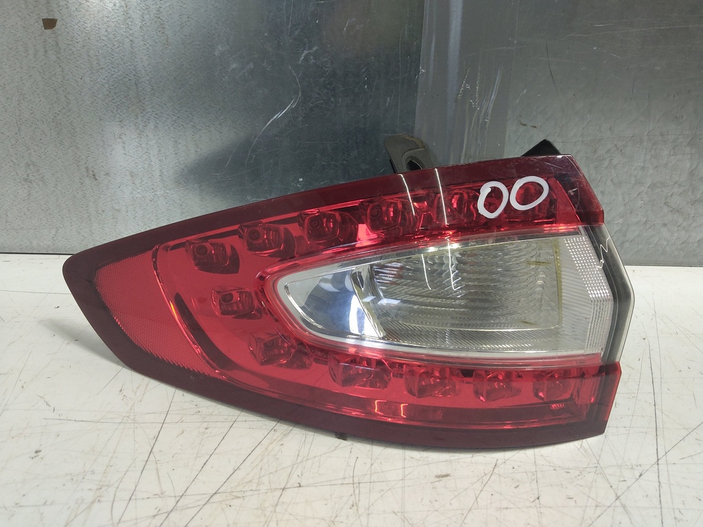 [MTD-533110] Luz trasera derecha Ford Mondeo V Turnier 2015 UNCE 1.5 Ecoboost DS7313405CH