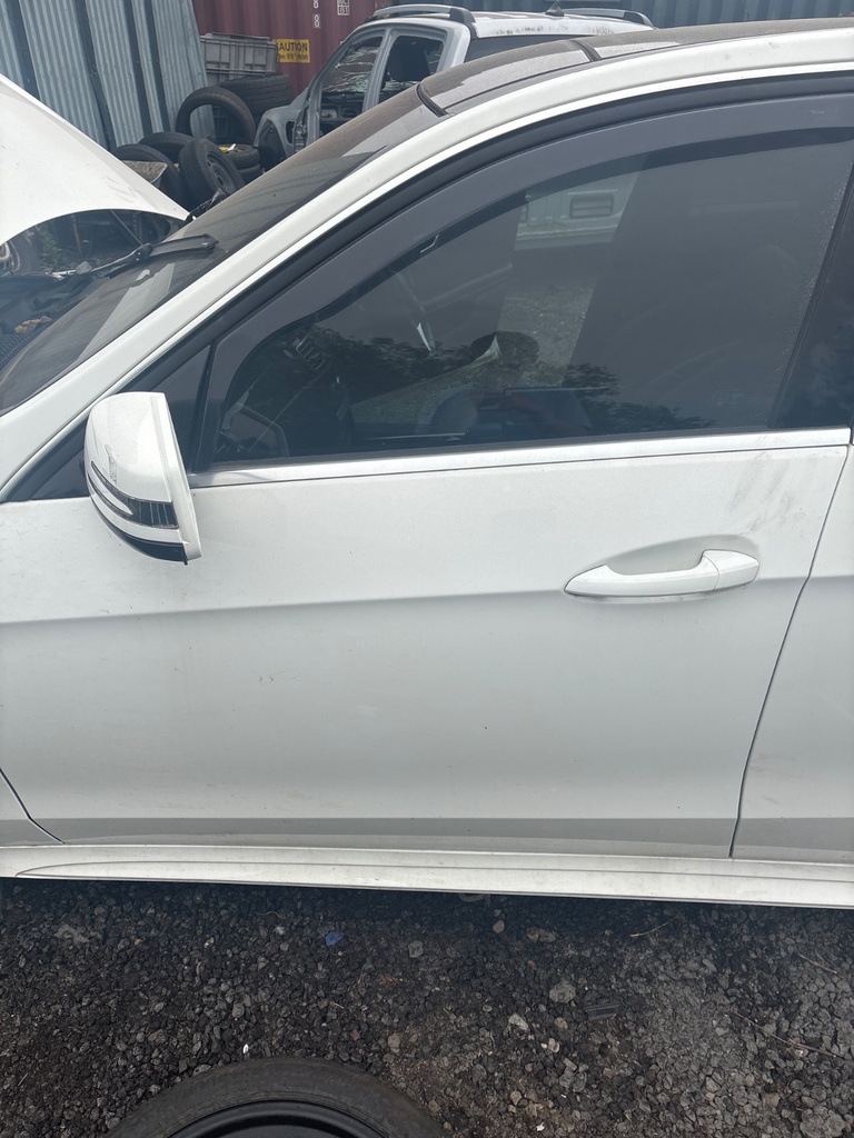 [MTD-533478] Puerta delantera izquierda para Mercedes-Benz E-Class 2013 149 white