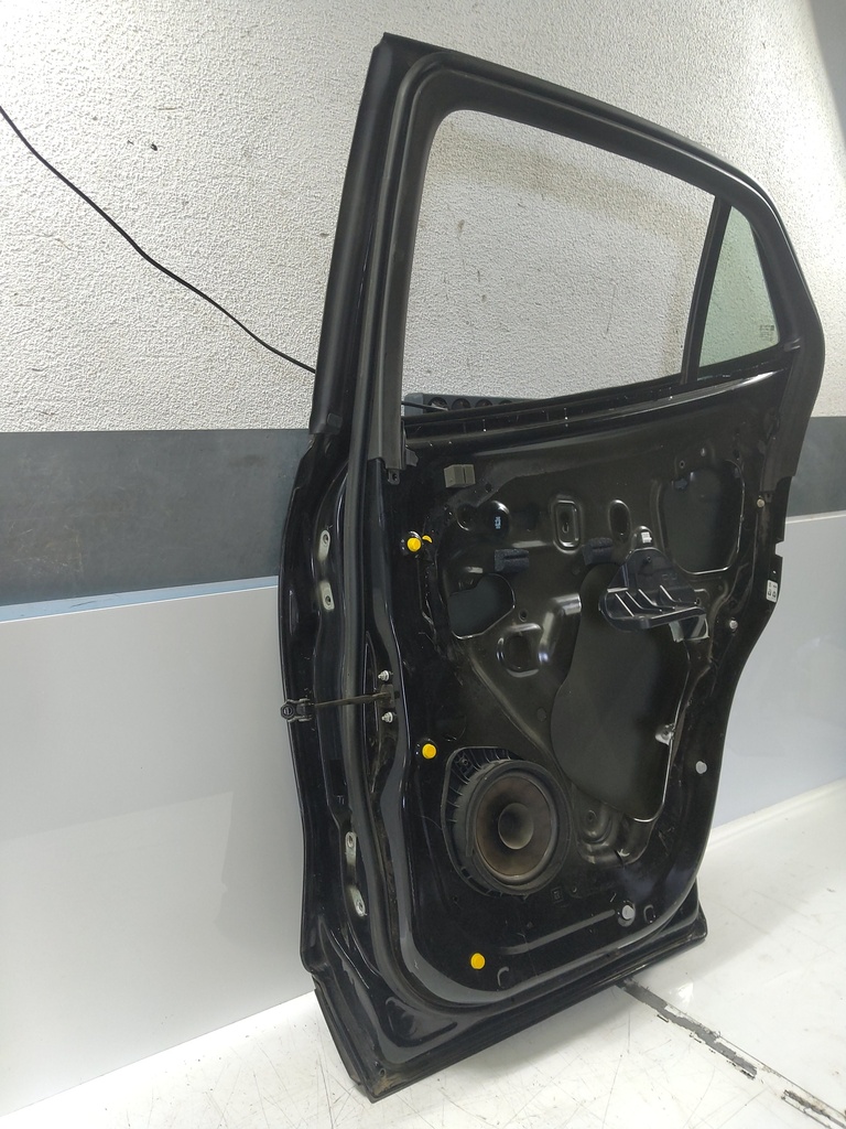 [MTD-533795] Puerta trasera derecha Opel Mokka J13 1.4 B14NET