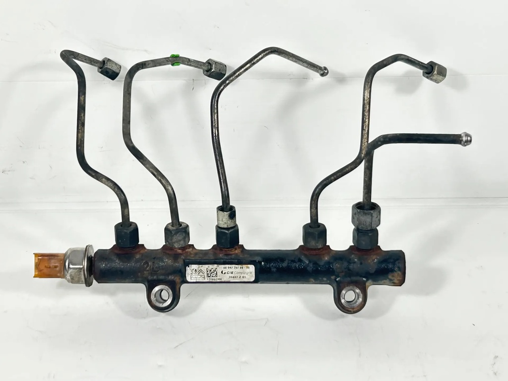 [1000804] Rampa inyección Ford Transit B460 1.5 TDCI XUCD FM5Q-9D280-AA