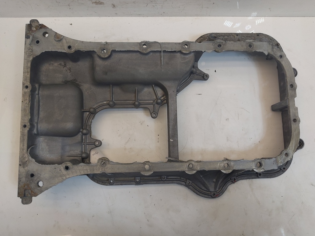 [MTD-533226] Parte superior del cárter de aceite Toyota Tundra 2UZ-FE 4.7 4WD 2005