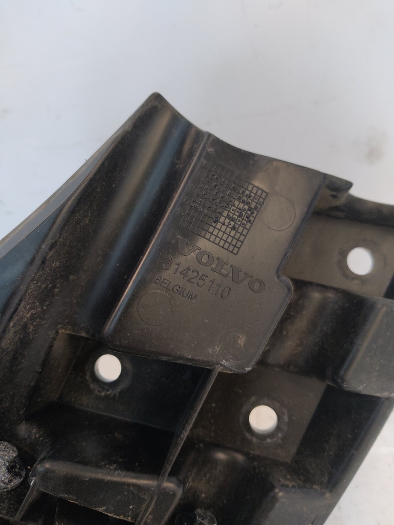 [MTD-533830] Aleta delantera izquierda Volvo V40 2017 B4204T38 31425110