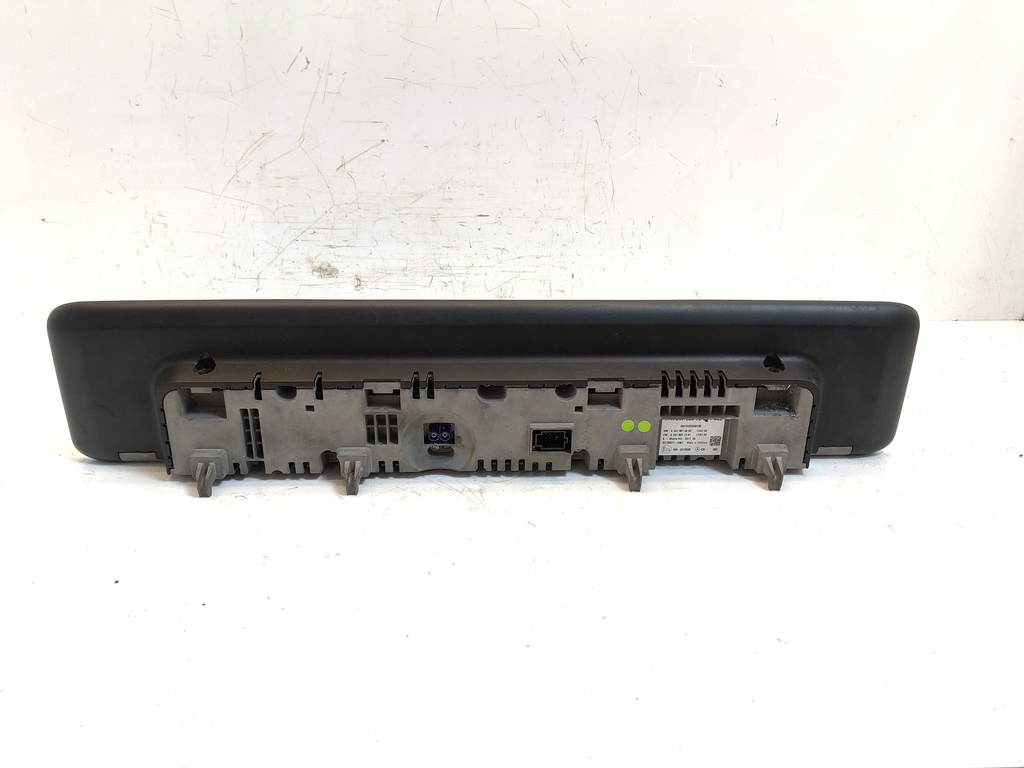 [MTD-533790] Pantalla multifunción Mercedes-Benz Clase A W177 2020 M282 A2479007204