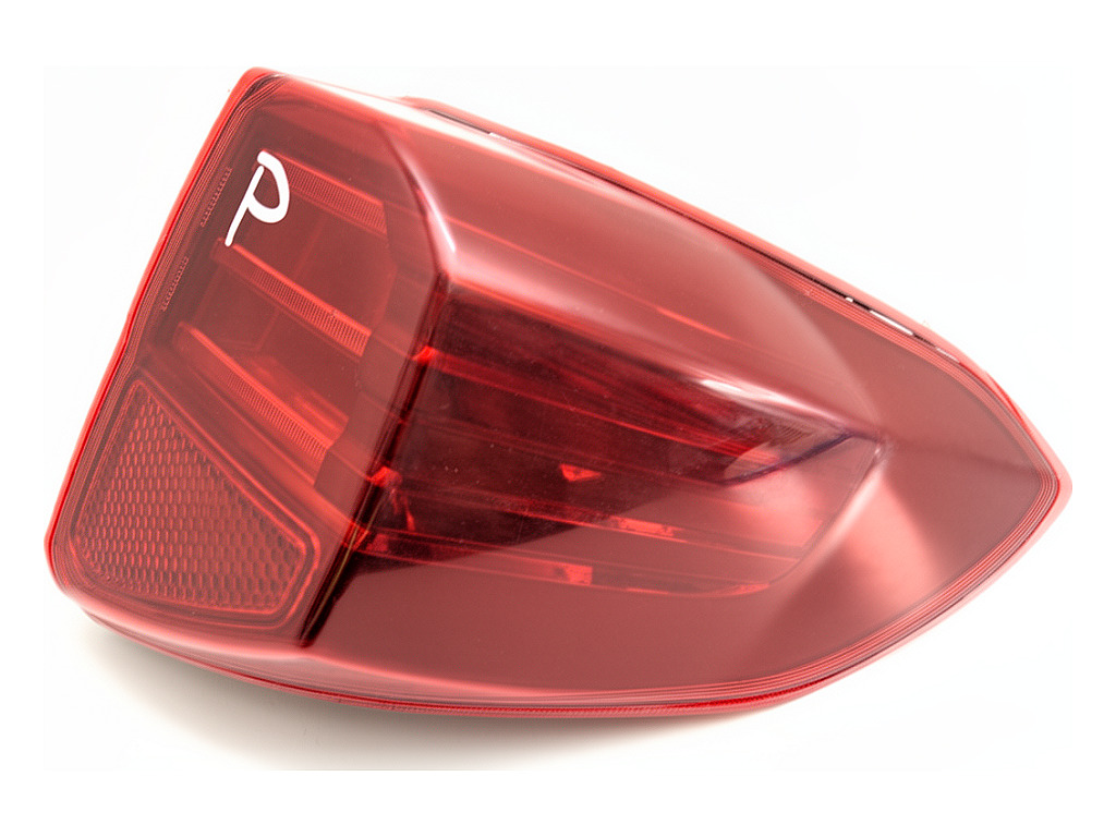 [STARK-918426] Piloto trasero derecho para Suzuki Vitara (LY)