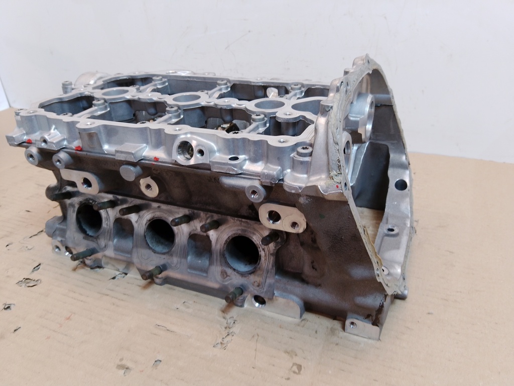 [MTD-532704] Culata Audi A4 B7, A6 C6, BKH 3.2 FSI gasolina 06E103373E