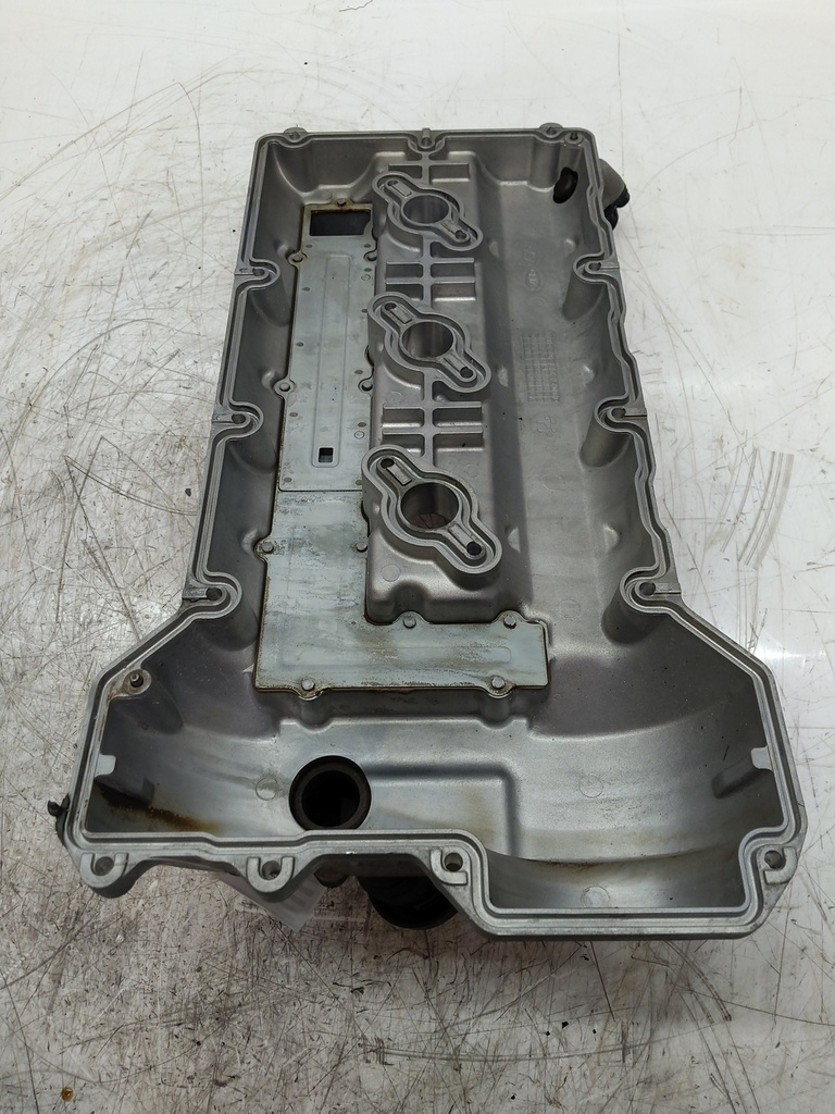 [MTD-533829] Tapa de válvulas Kia Sorento G6DA 3.8 4WD 224103C400