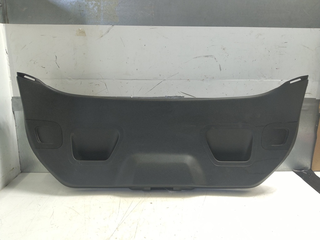 [MTD-533091] Revestimiento del portón trasero Ford Fiesta VII HJ 1.0 Ecoboost mHEV (2023)