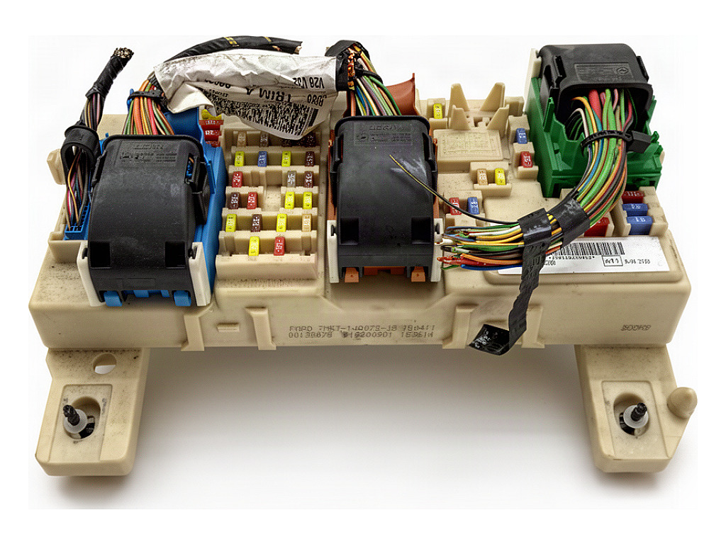 [STARK-931678] BSI Module Ford Kuga I 2008-2012 2.0 TDCi 4x4 140 CV