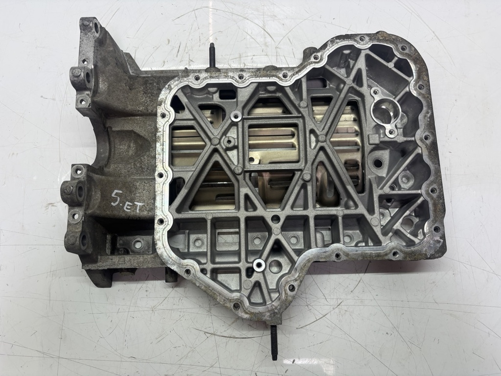 [MTD-509733] Parte superior del cárter de aceite Citroen C6 TD 2.7 HDi V6 UHZ DT17TED4 5U3Q-6U004-DB