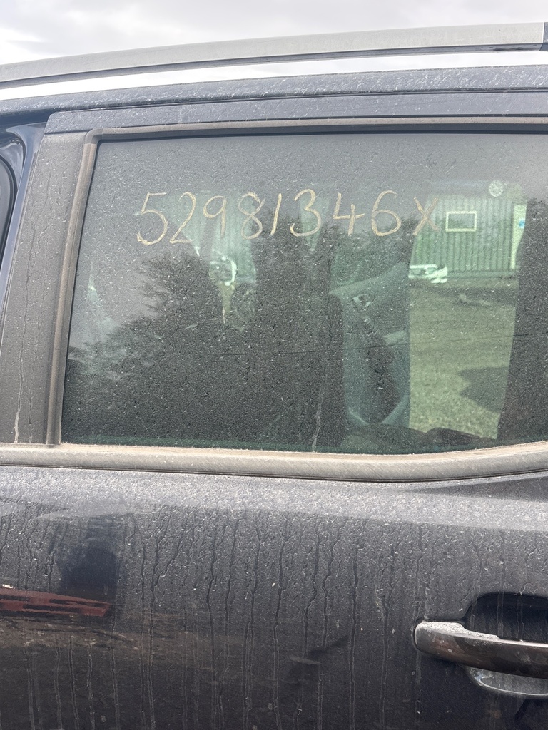 [MTD-532338] Cristal de puerta trasero izquierdo Ford Ranger 2019 Sea Grey (Metallic)