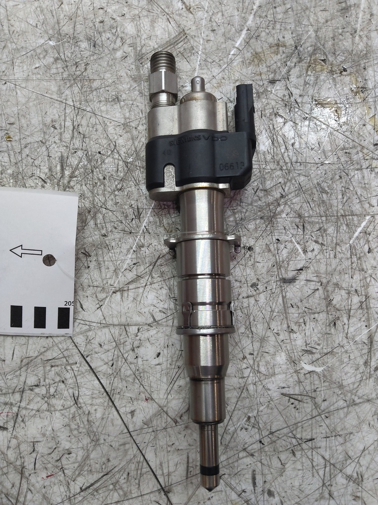 [MTD-533085] Inyector BMW Serie 3 N54B30A 335i 7585261