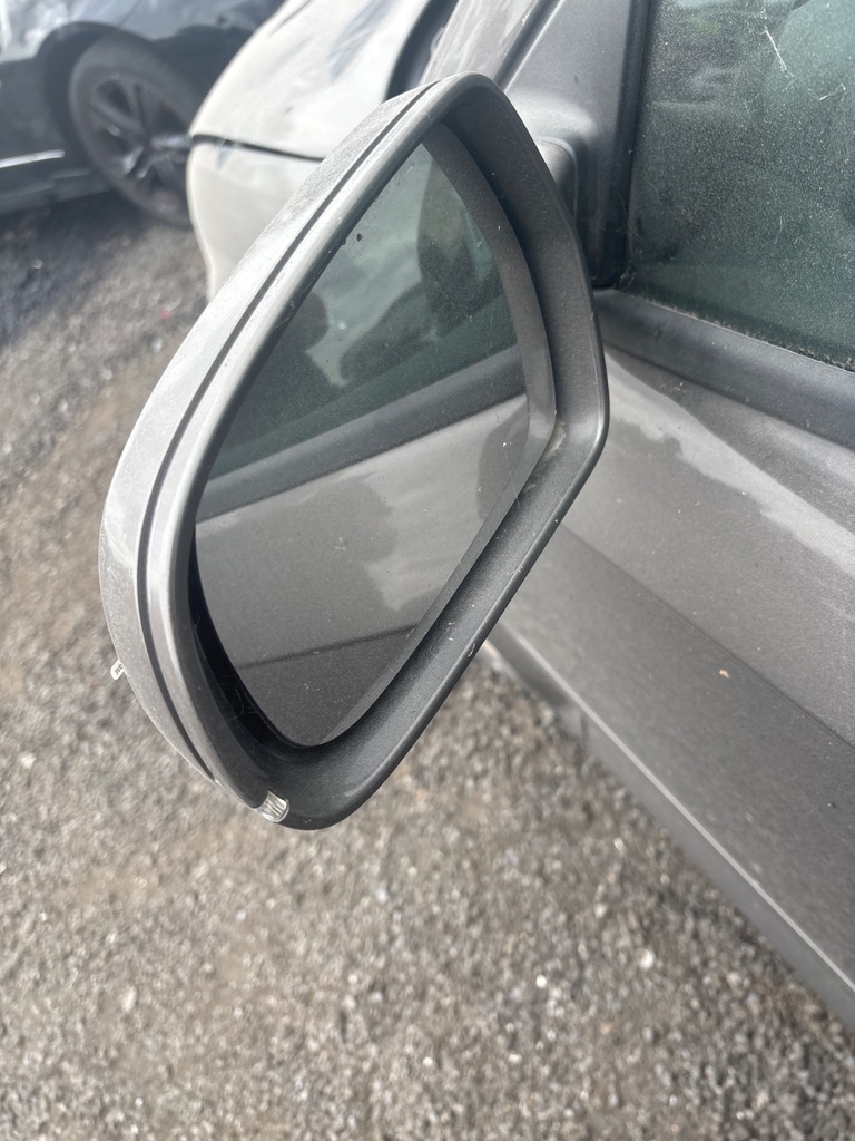 [MTD-533525] Retrovisor izquierdo Audi A3 2012