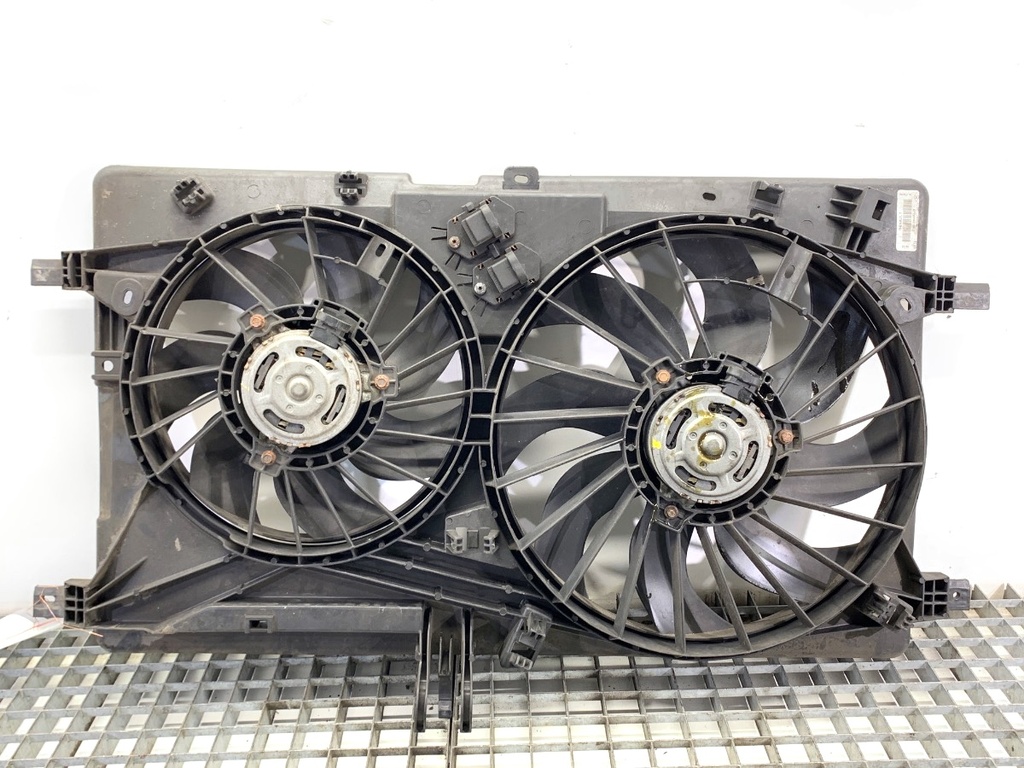 [STARK-900263] Electroventilador del radiador Renault Master III 2.3 dCi 170 FWD 2015-2022