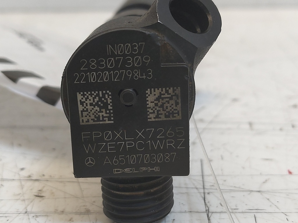 [MTD-532905] Inyector Mercedes-Benz Sprinter 311 CDI OM651.958 A6510703087