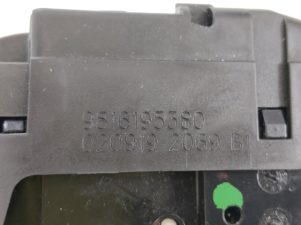 [MTD-532770] Cierre de seguridad Peugeot 308 SW II T9 2019 1.5 BlueHDi 100