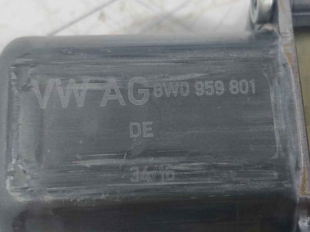 [MTD-533136] Motor de elevalunas AUDI A4 B9 Avant 2016 CRTC 3.0 TDI 8W0959801
