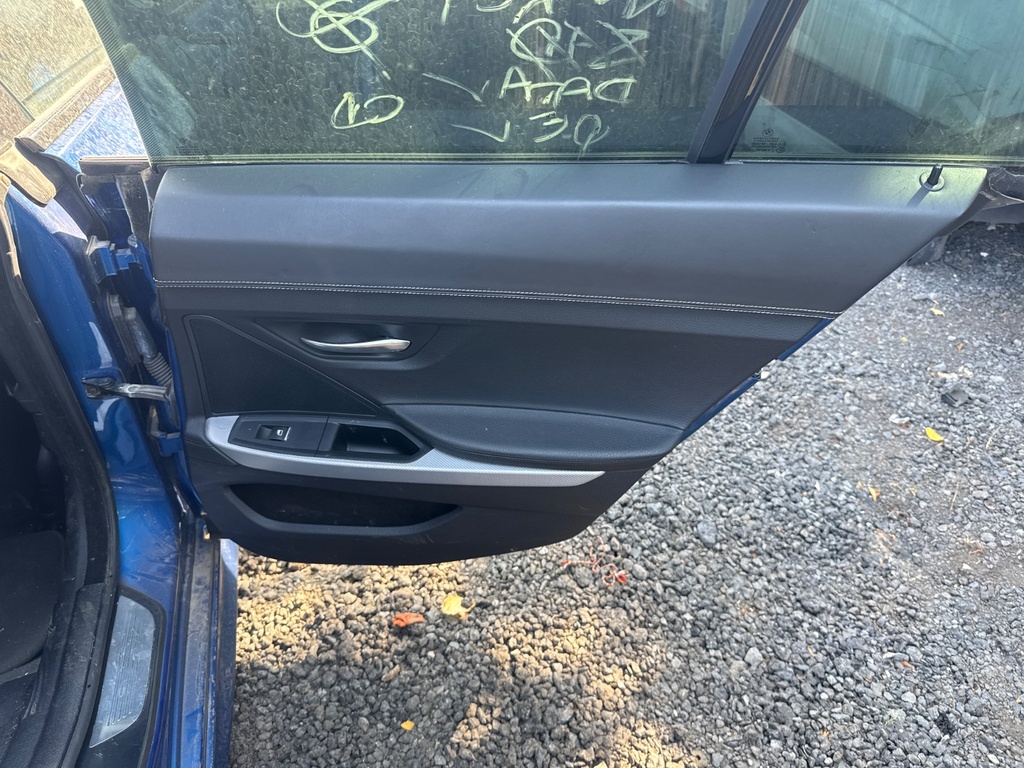 [MTD-533617] Elevador de cristal puerta trasera derecho BMW Serie 6 2018 C1A blue