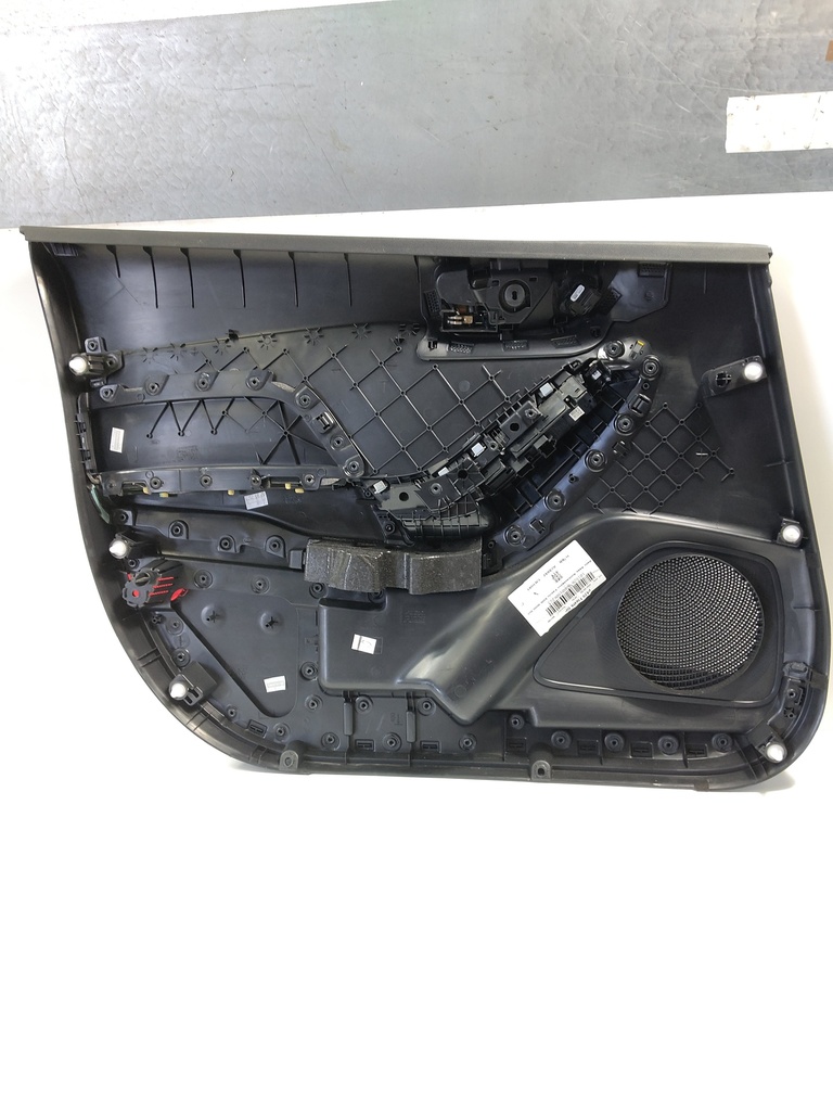[MTD-534138] Revestimiento de puerta Ford Fiesta VII HJ 1.0 mHEV 125CV 2023
