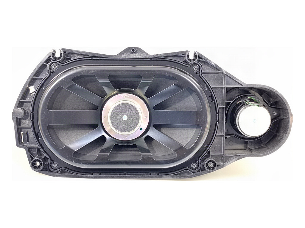 [STARK-940352] Subwoofer Mercedes-Benz CLS (C218) 2011-2017 A2128203502
