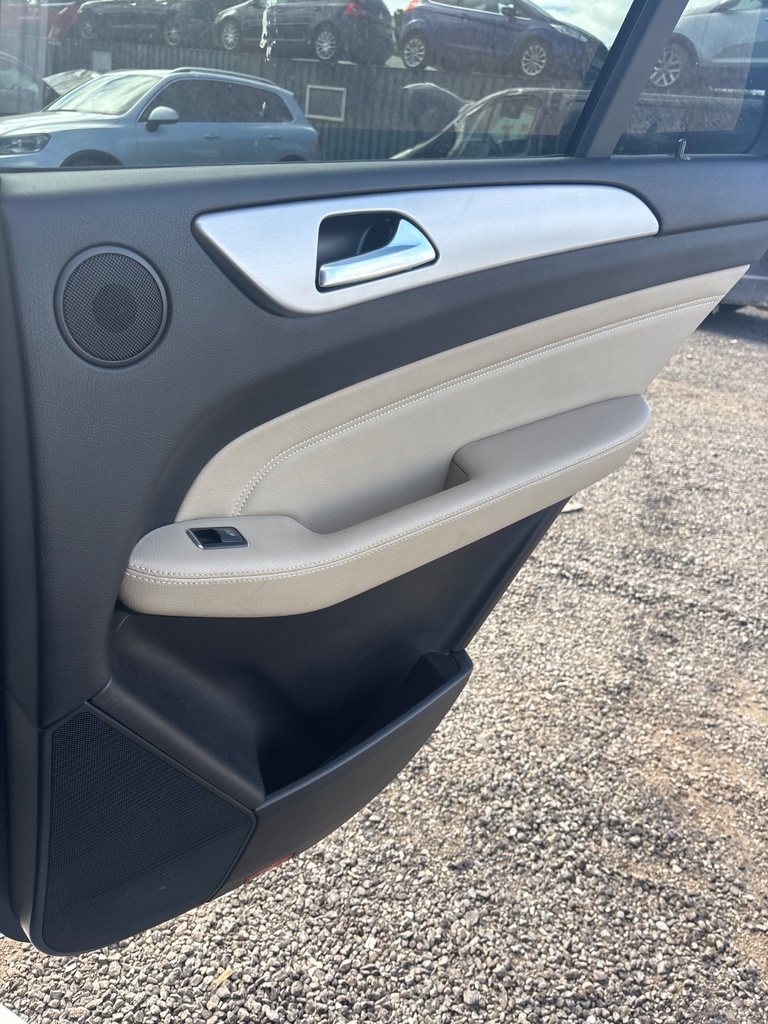 [MTD-532265] Elevador de cristal puerta trasera derecho Mercedes-Benz M-Class 2012
