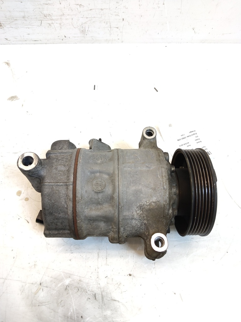[MTD-533967] Compresor de aire acondicionado Audi A3 8VA 2.0 TDI 5Q0820803C