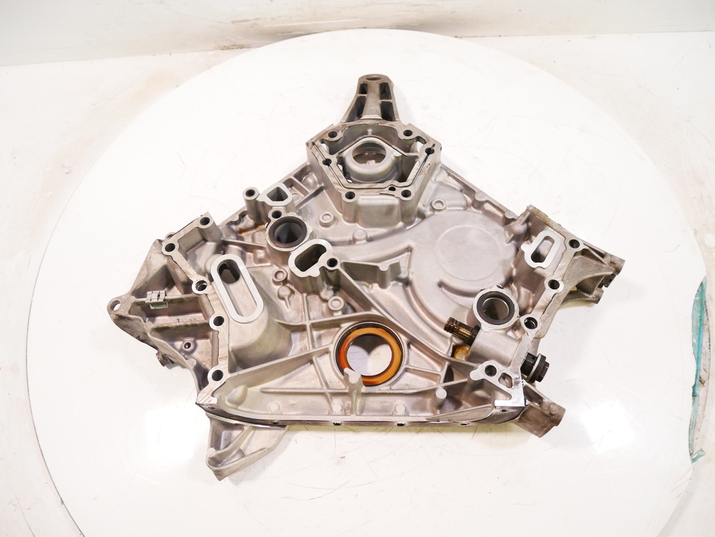 [MTD-405123] Tapa de balancines delantera Mercedes Clase GL X164 GL450 4.7 V8 M273.923