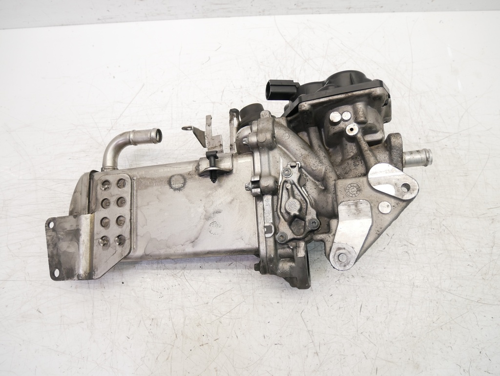 [MTD-406158] Enfriador de gases de escape Audi A4 B8 A5 Q5 2.0 TDI CJCB CJC 03L131512DN