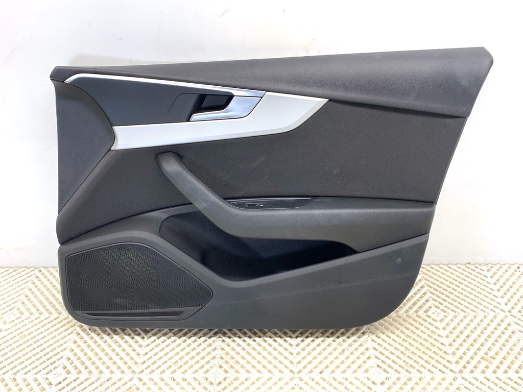 [STARK-796060] Panel de puerta delantero derecho Audi A4 B9 Avant (8W5, 8WD) 2015-2025