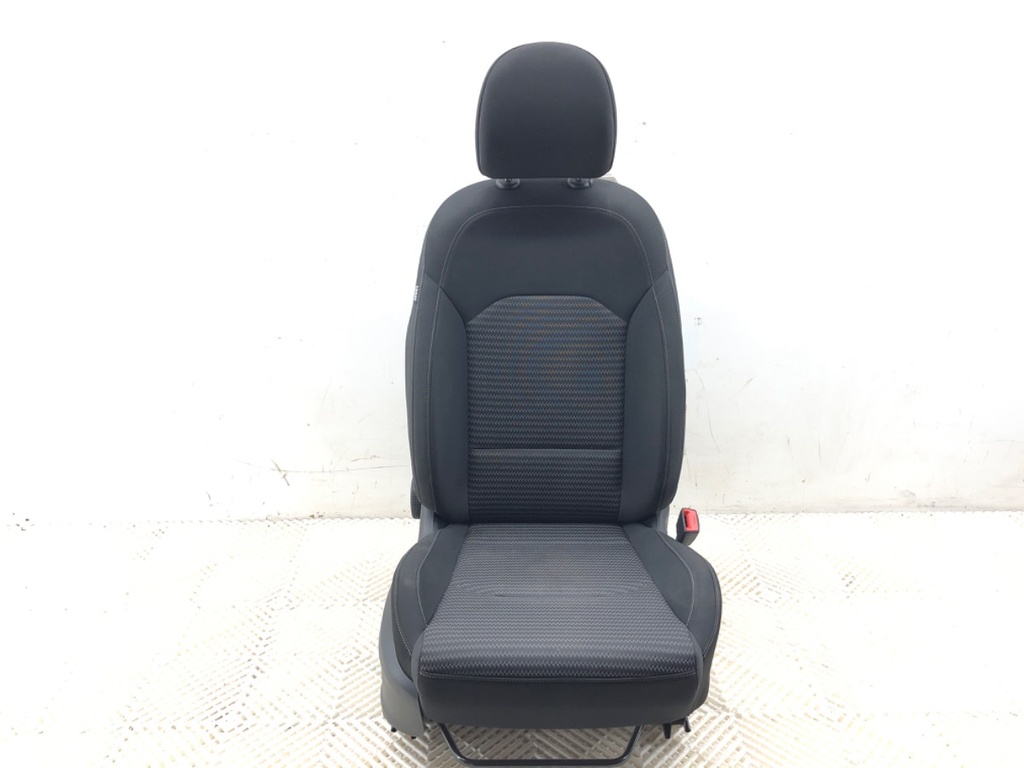 [STARK-830237] Asiento delantero derecho KIA XCeed (CD) 1.5 T-GDI 118 kW 2021-2022