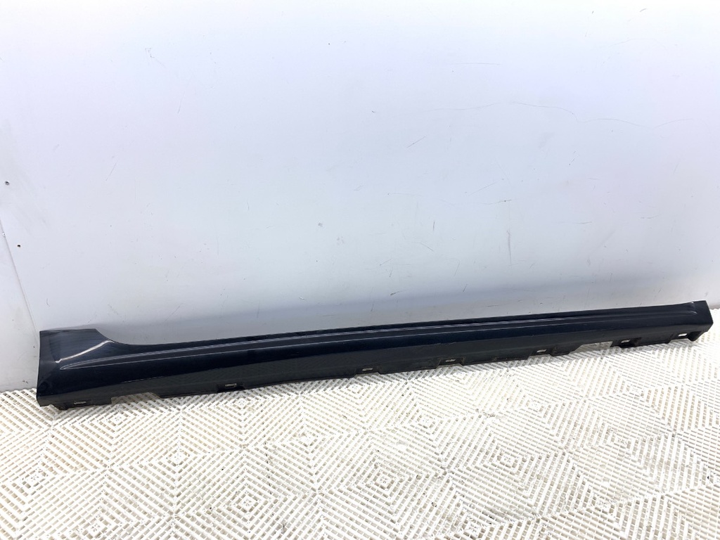 [STARK-850721] Molduras y embellecedores de puerta derecha Audi A5 (F53, F5P) 2016-2022