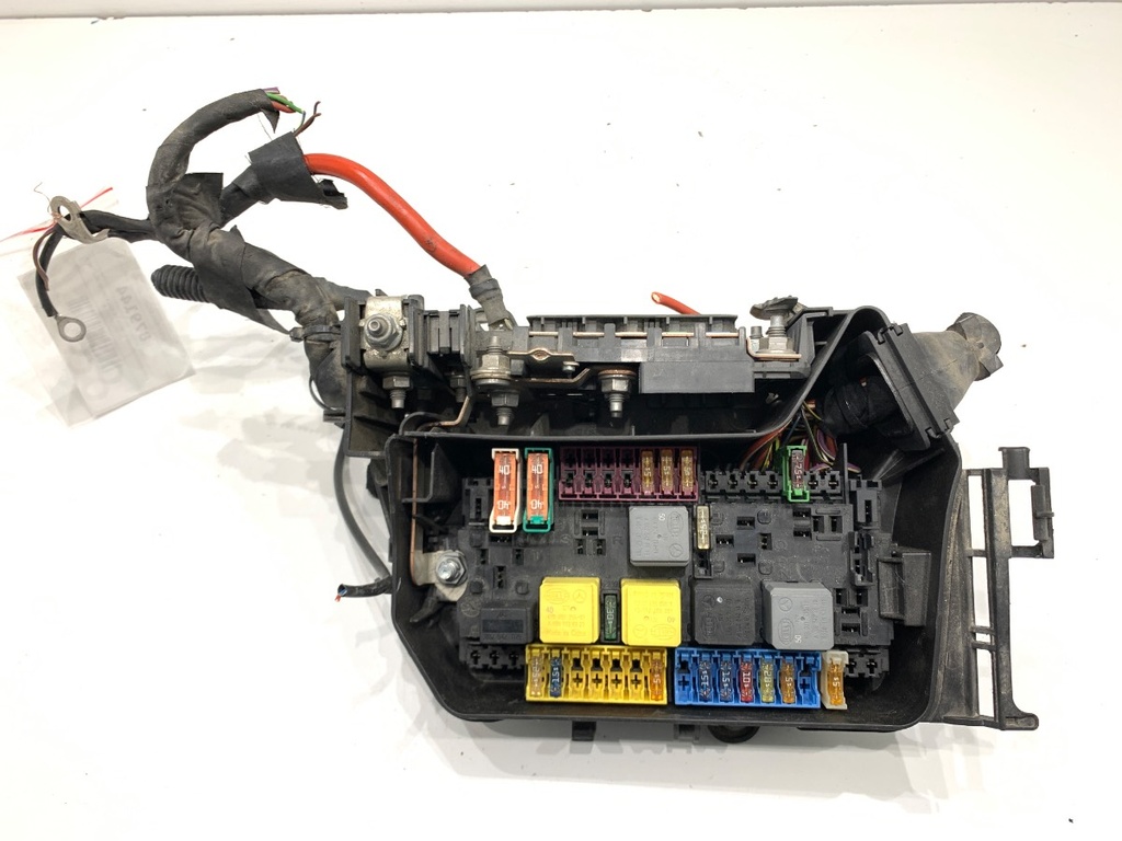 [STARK-879144] Caja de fusibles Mercedes-Benz Clase A (W176) 2012-2018 A2469980601