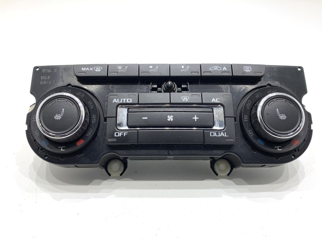 [STARK-880394] Panel de control de climatización SKODA Superb II Kombi (3T5) 2.0 TDI 125 kW 2009-2015