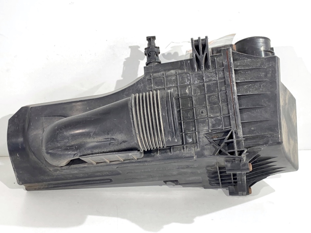 [STARK-888816] Caja de filtro de aire para Ford Fiesta VI (CB1, CCN) 2008-2022