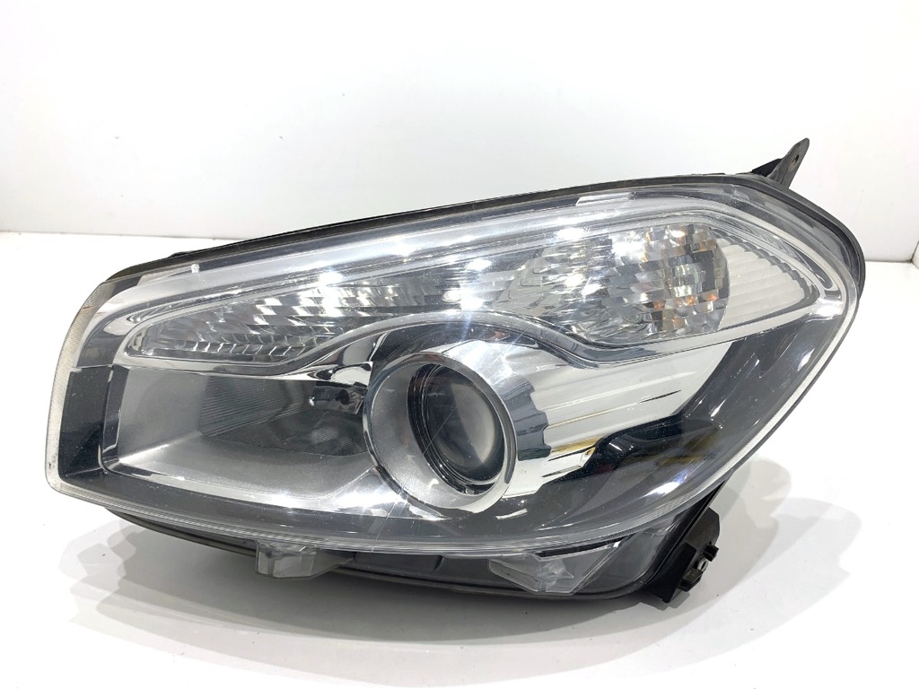 [STARK-894606] Faros delanteros izquierdo Nissan Qashqai I (J10) 2006-2014