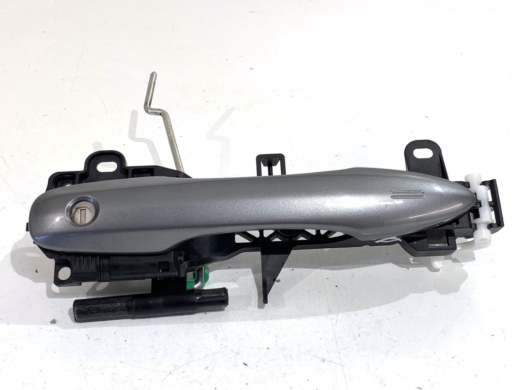 [STARK-899604] Manilla exterior de puerta delantera izquierda Toyota Camry (_V7_, _VA7_, _VH7_) 2017-2022