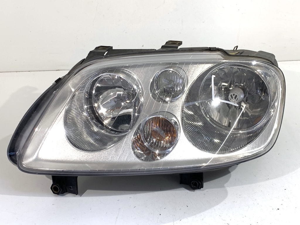 [STARK-904359] Faros delanteros izquierdos VW Touran (1T1, 1T2) 2003-2010 1.9 TDI 77 kW 105 CV