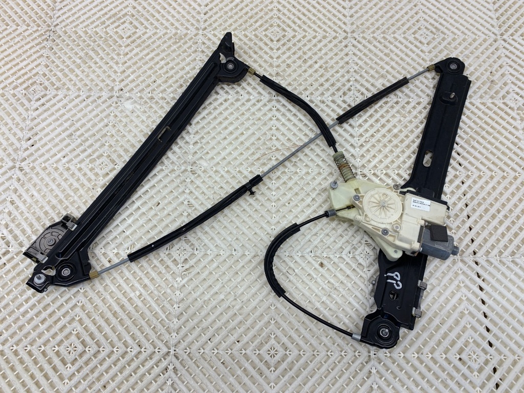 [STARK-915890] Elevalunas delantero derecho BMW 5 Gran Turismo (F07) 2009-2017