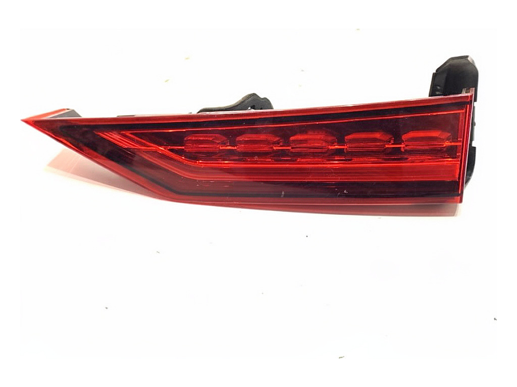 [STARK-933916] Piloto trasero derecho VOLVO V60 II 2018-2022 OEM