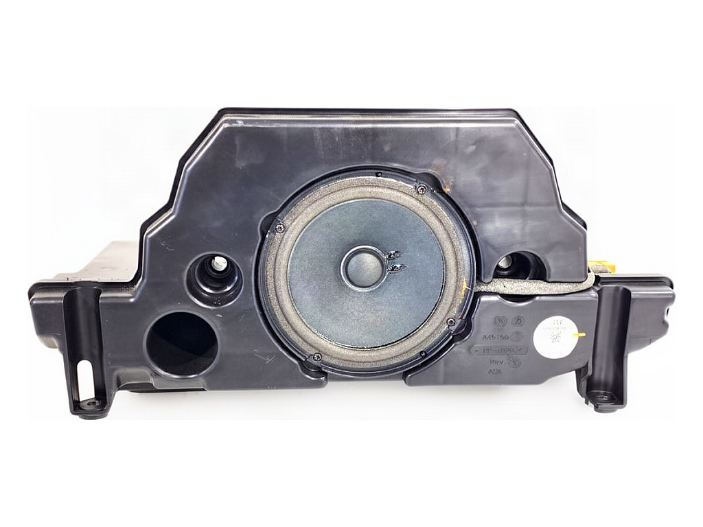 [STARK-938133] Subwoofer Audi A4 B9 Avant (8W5, 8WD) 2015-2025