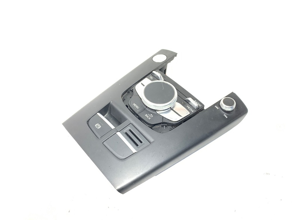 [STARK-697672] Panel de control de radio para Audi A3 (8V1, 8VK) 2012-2020