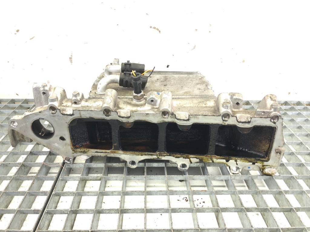 [STARK-724850] Colector de admisión VW Golf VII (5G1, BQ1, BE1, BE2) 2012-2022 1.6 TDI