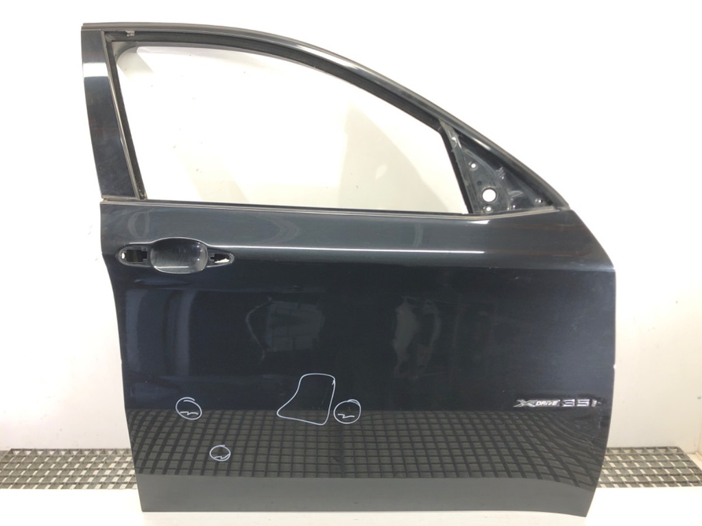 [STARK-501272] Puerta delantera derecha BMW X6 (E71, E72) 2007-2014
