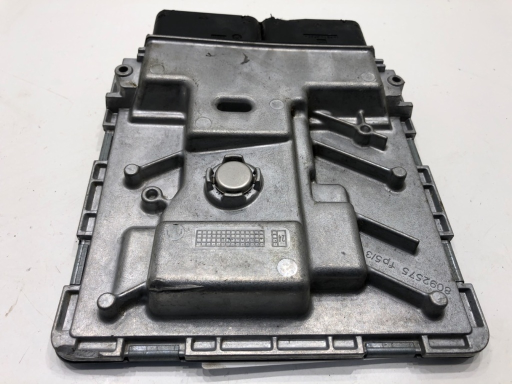 [STARK-716667] Centralita motor SKODA SUPERB IV 2.0 TSI 195 kW 2023-