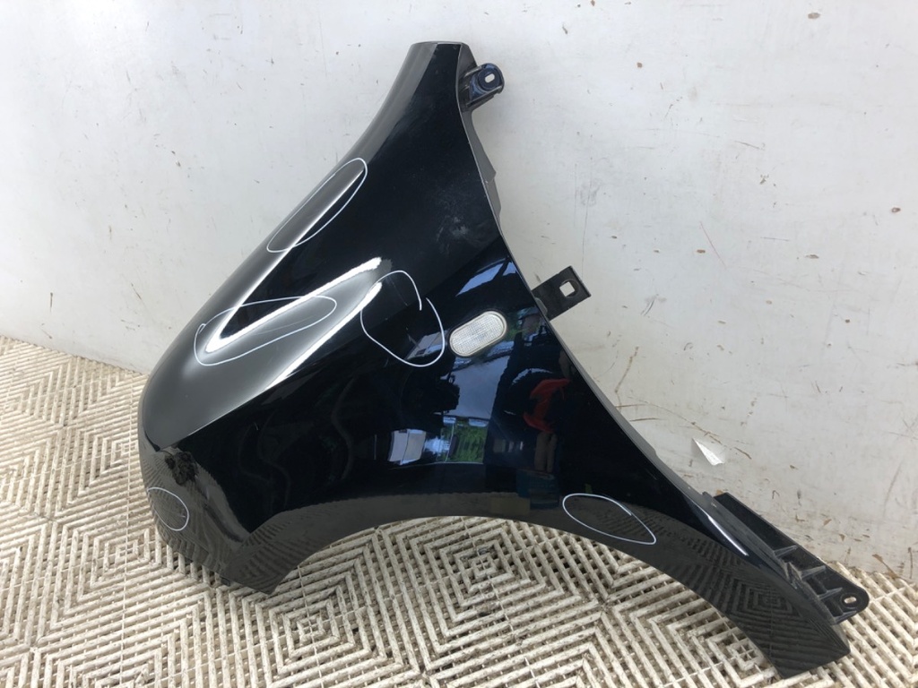 [STARK-745437] Aleta delantera izquierda Renault Twingo III (BCM_, BCA_) 2014-2022