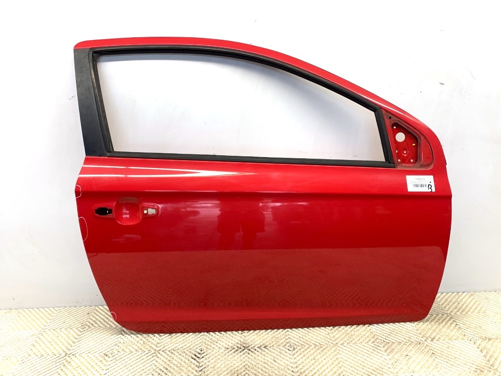 [STARK-759223] Puerta delantera derecha HYUNDAI i20 I (PB, PBT) 2008 - 2022